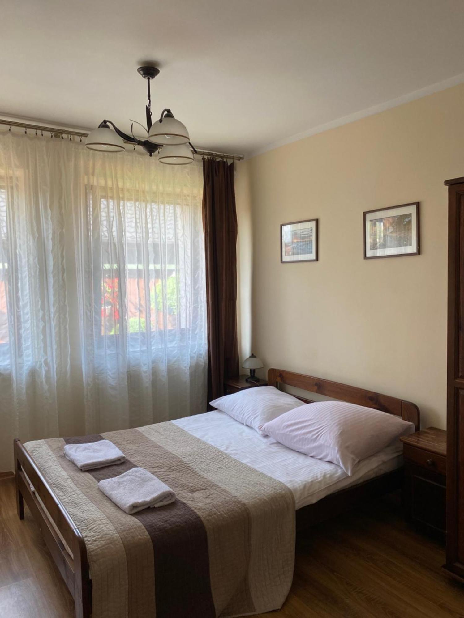 Pokoje Sylwia Z Aneksami Kuchennymi W Kazdym Pokoju Ustron Kültér fotó