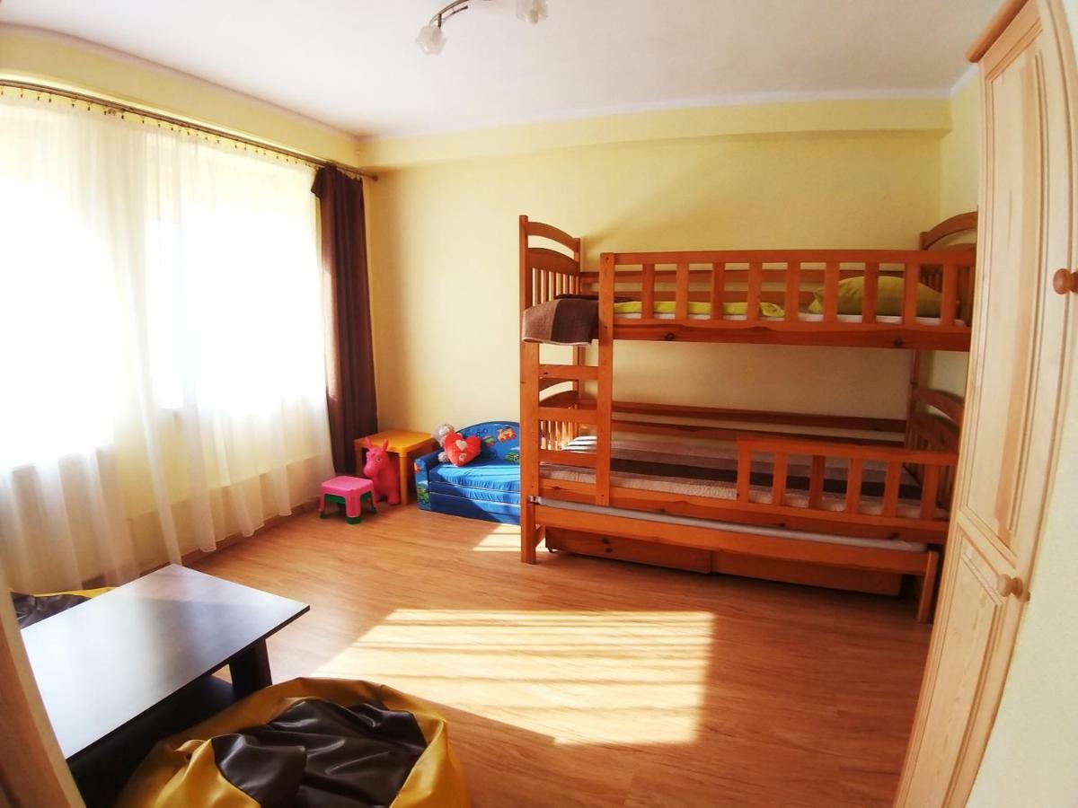 Pokoje Sylwia Z Aneksami Kuchennymi W Kazdym Pokoju Ustron Kültér fotó